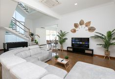 Khác 2 Tanjung Bungah 5BR Villa w pool 20pax