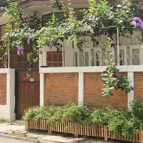 Hotel Exterior 1 Chill Chill House, Chiang Mai Health Promotion Hospital (Chiang Mai Mother and Child Hospital) Hotels