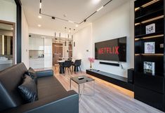 Others 5 Lè Métropole Saigon