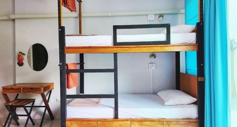 Others 2 Theppahrak Hostel Khaolak