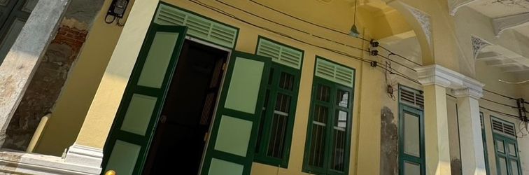 Khác Luan Heritage Surawong