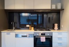 기타 5 Modern 1BR Apt Near Swinburne & Glenferrie Rd