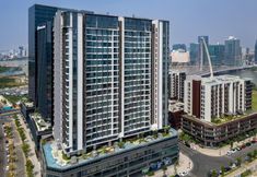 Others 2 Lè Métropole Saigon