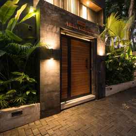Hotel Exterior1Villa Clemcoa by BaliSuperHost,Komaneka Fine Art Gallery飯店