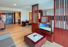 その他 5 Royal Crown Scsp 1064 KK CBD near Imago