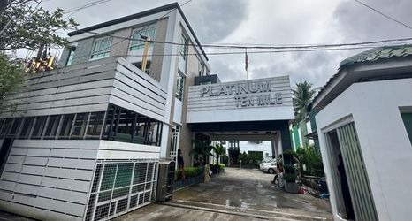 Others 2 PLATINUM TEN MILE