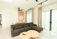 Others 2 Seaview Pent House 3BR 10pax Meritus Residensi