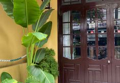 Others 2 Central Ancient Home - 3 bedroom apartment with private Living/Dining/Kitchen area