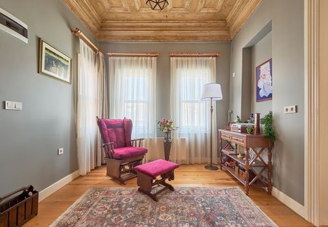 其他 Nostalgic & Comfortable Historical Home!