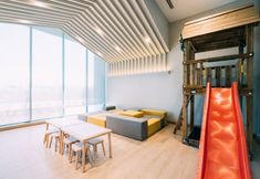 Others 4 CONTINEW BY FEEL HOME