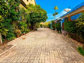 Khác Friends Retreat - Phuket Airport
