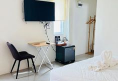 Others 7 Green white Resort & Cafe