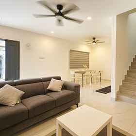 Hotel Interior/Public Areas 1 Pelangi JB Landed D'Pickeball Fun House 5BR14pax, Hotel Kolej Kemahiran Johor