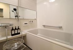 Others 7 H-Shinsaibashi