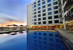 其他 3 Royal Crown Scsp 883 KK CBD near Imago