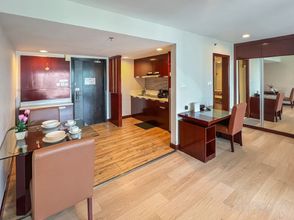 기타 4 Royal Crown Scsp 1064 KK CBD near  Imago