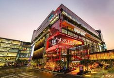 Others 4 Supreme Spacious 2BR in Prime Bangkok! Thonglor