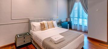 Others 3 325 Ritchie by COBNB@ U Thant.