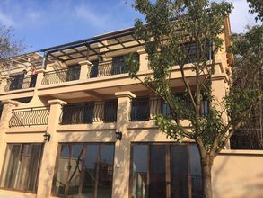 Others 4 Fuxian Lake Yijing Homestay (Chengjiang Sunshan Town Square)