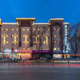 Hotel Exterior1James Joyce Coffetel (Beijing Liangxiang Nanguan Metro Station),燕村飯店