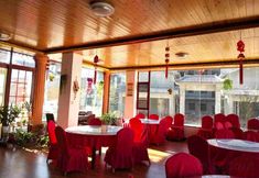 Others 5 Red Land Warm Home Hostel