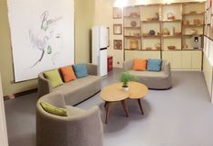 Others 5 7 Days Premium (Kunming South High Speed Railway Station University Town Metro Station)