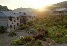 Others 3 Nong Jia Shan Zhuan