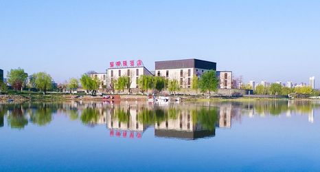 อื่นๆ 2 Grand Palace Hotel