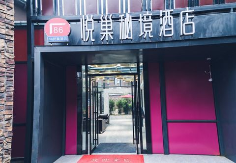 Others 86 race hotel