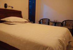 Others 7 Jing'an Hotel