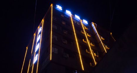 Others 2 Longsheng Hotel (Xi'an Weiqu South Station Baicheng University Town)