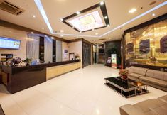 Lainnya 7 Jiangmen Park Lane Yiju Hotel (Jiangmen Wuyi University Yingbin Avenue)