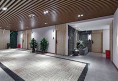 Others 4 Couple Expert Boutique Hotel (Dongmen Old Street Station)