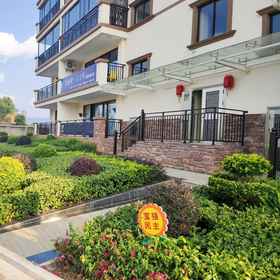 Hotel Exterior 1 Fuxian Lake Yunshangxuan Lake View Hotel, Xinping Yizu Daizu Zizhixian Hotels