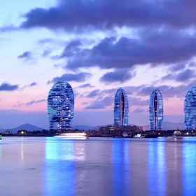 Hotel Exterior 1 따뜻한 휴가 아파트, 뷰티 크라운 그랜드 극장 호텔