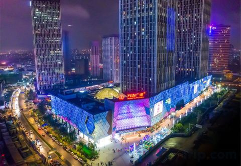 Others Chaoqu Designer Boutique Apartment(Guangzhou Panyu Wanda South Village Wanbo Metro Station)