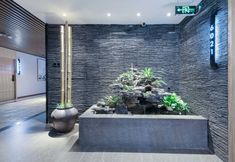 Others 7 Couple Expert Boutique Hotel (Dongmen Old Street Station)
