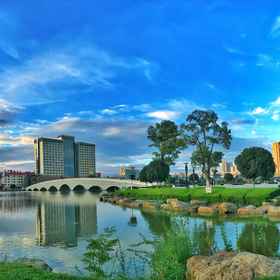 Hotel Exterior1Auspicious Phoenix Hotel，彝良县飯店