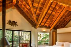 Lain-lain Six Senses Botanique