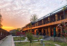 Others 7 Zhiqing Hostel