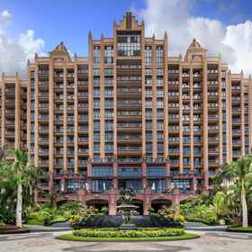 Hotel Exterior1Yihai blue sky apartment (Lingshui Coral Sea store),陵水黎族自治县飯店