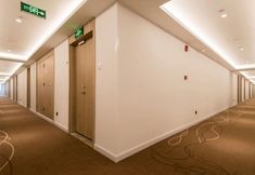 Others 6 HanTing Premium Hotel (Xi'an Railway Station Wulukou Subway Station)