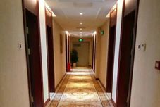 Others lingfengHotel