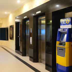 Hotel Interior/Public Areas 1 โรงแรมควีนส์ แองเจลิสซิตี้, โรงแรม & ที่พัก สถาบันคลาร์กแห่งฟิลิปปินส์