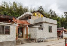 Others 7 Red Bamboo House