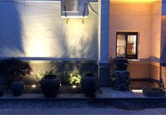 Others 3 Rooftop Flower Stream Ink B&B