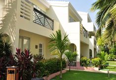 อื่นๆ 7 Palm Beach Resort & Spa