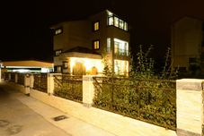 Others Slow Fly Hostel