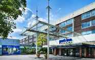 Bangunan 4 Park Inn by Radisson Hotel & Conference Centre London Heathrow