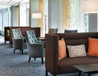 Lobi 2 Park Inn by Radisson Hotel & Conference Centre London Heathrow